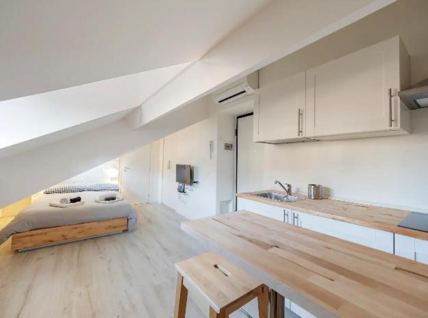 Apartamento Sammartini Nice Attic Milán Exterior foto